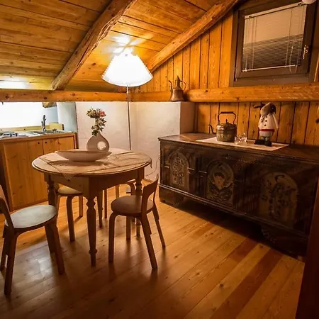Tabiè Dli Cuuntini Chalet
